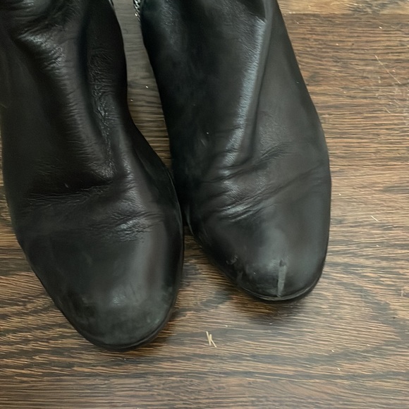 Michael kors MK black leather stretch zip up boot size 8 - Picture 6 of 7